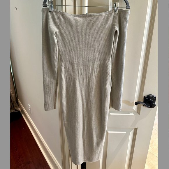 Express Metallic Ribbed Off the Shoulder V-Wire Midi Sweater Dress - Picture 5 of 7